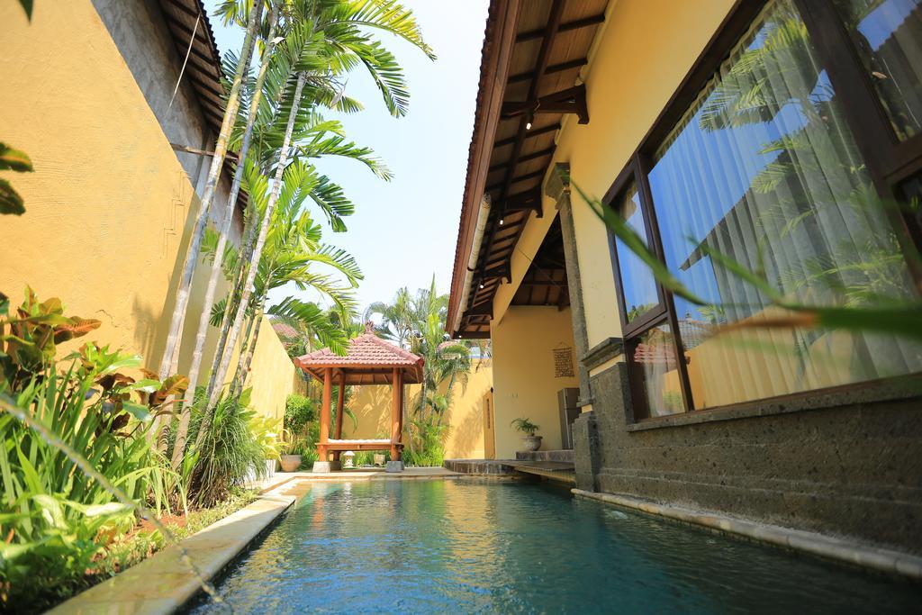 Putri Bali Villa Seminyak Eksteriør bilde
