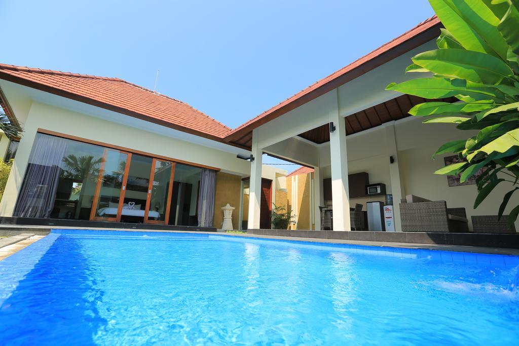 Putri Bali Villa Seminyak Eksteriør bilde