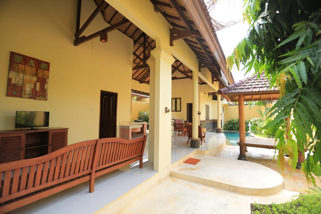 Putri Bali Villa Seminyak Eksteriør bilde